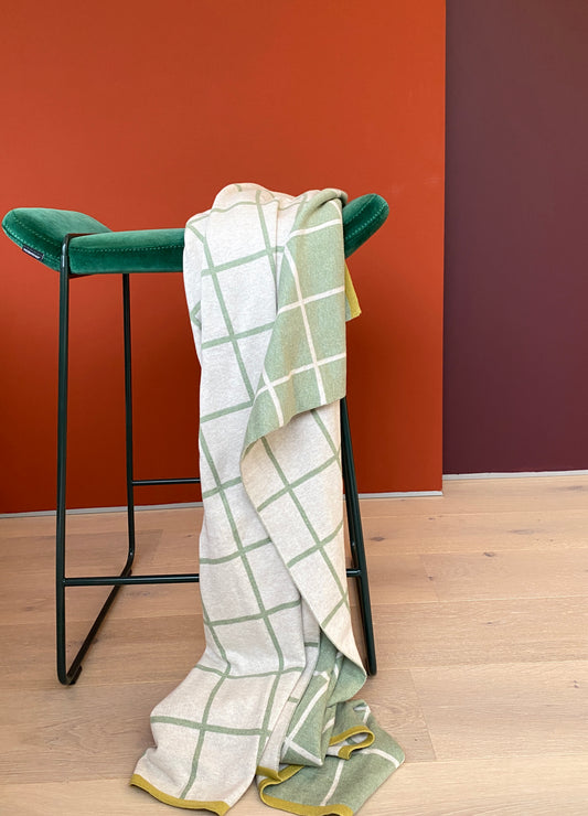 Funky Doris Wolldecke Todden green