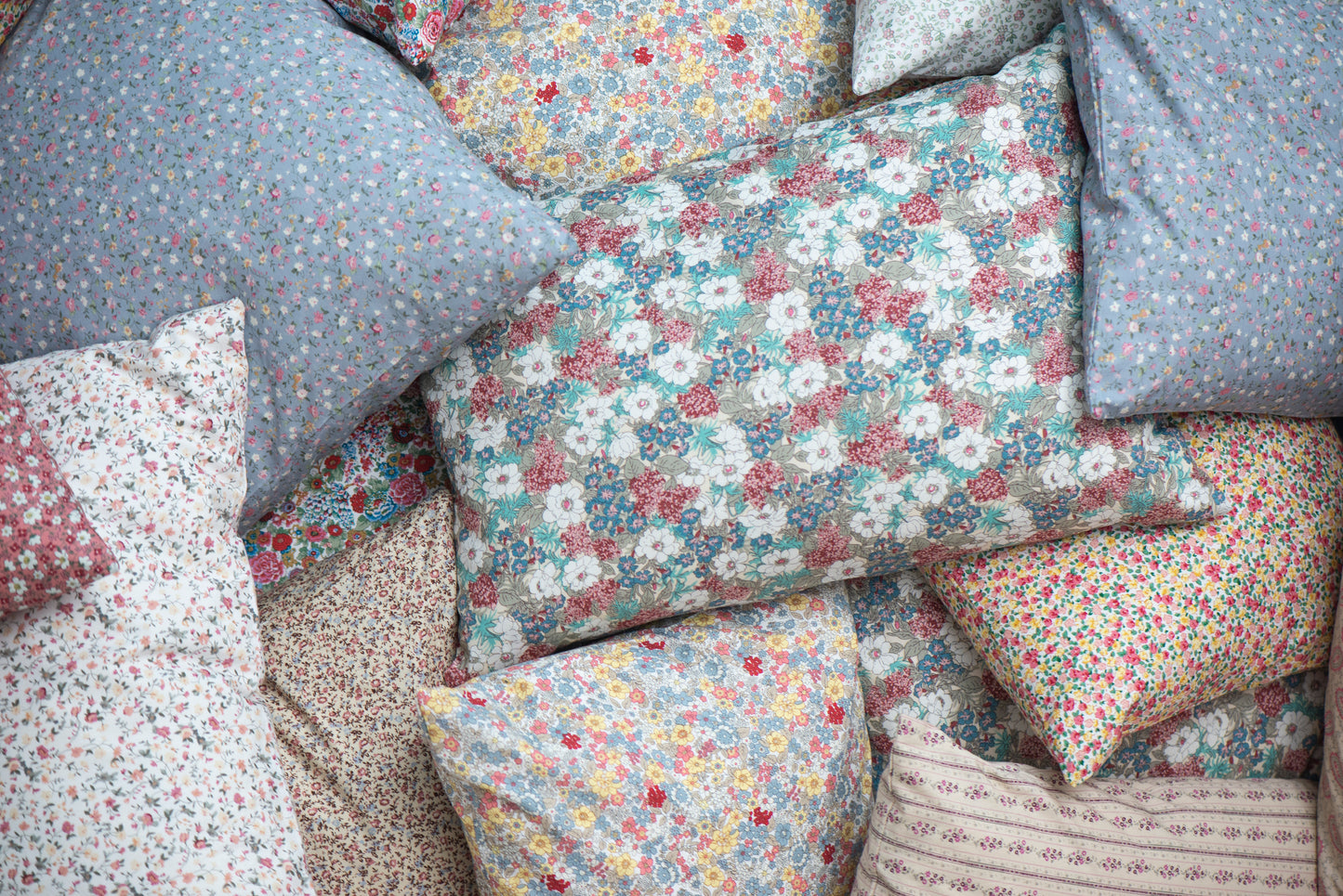 IB Laursen Kissenbezug Blüten hellblau