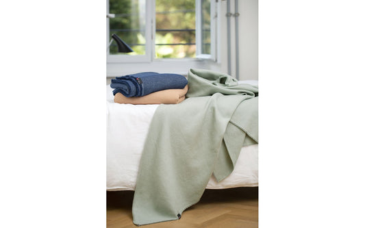 David Fussenegger Strukturdecke TOPAZ grün