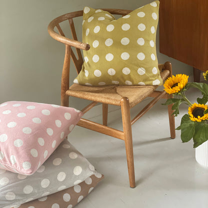 Funky Doris Kissenbezug Astrid Olive gepunktet