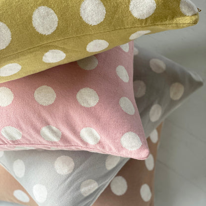 Funky Doris Kissenbezug Astrid Olive gepunktet