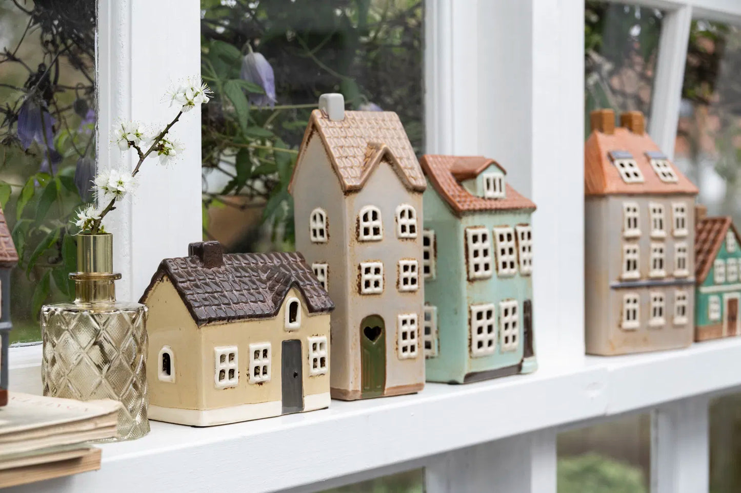 Det Gamle Apotek Keramikhaus Teelichthalter hellgrau