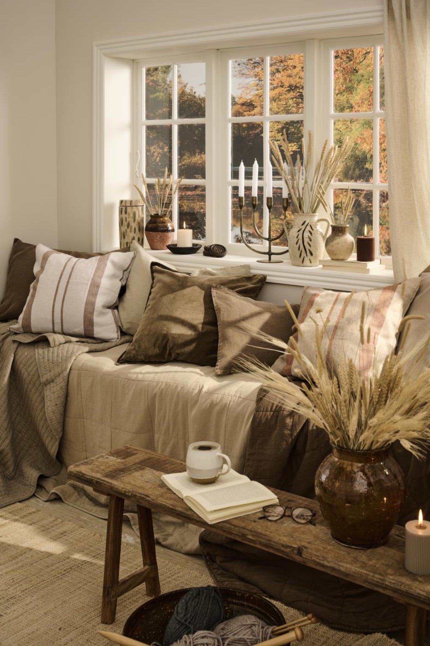 IB Laursen Quilt mit Kreuzstich Muster in Leinen