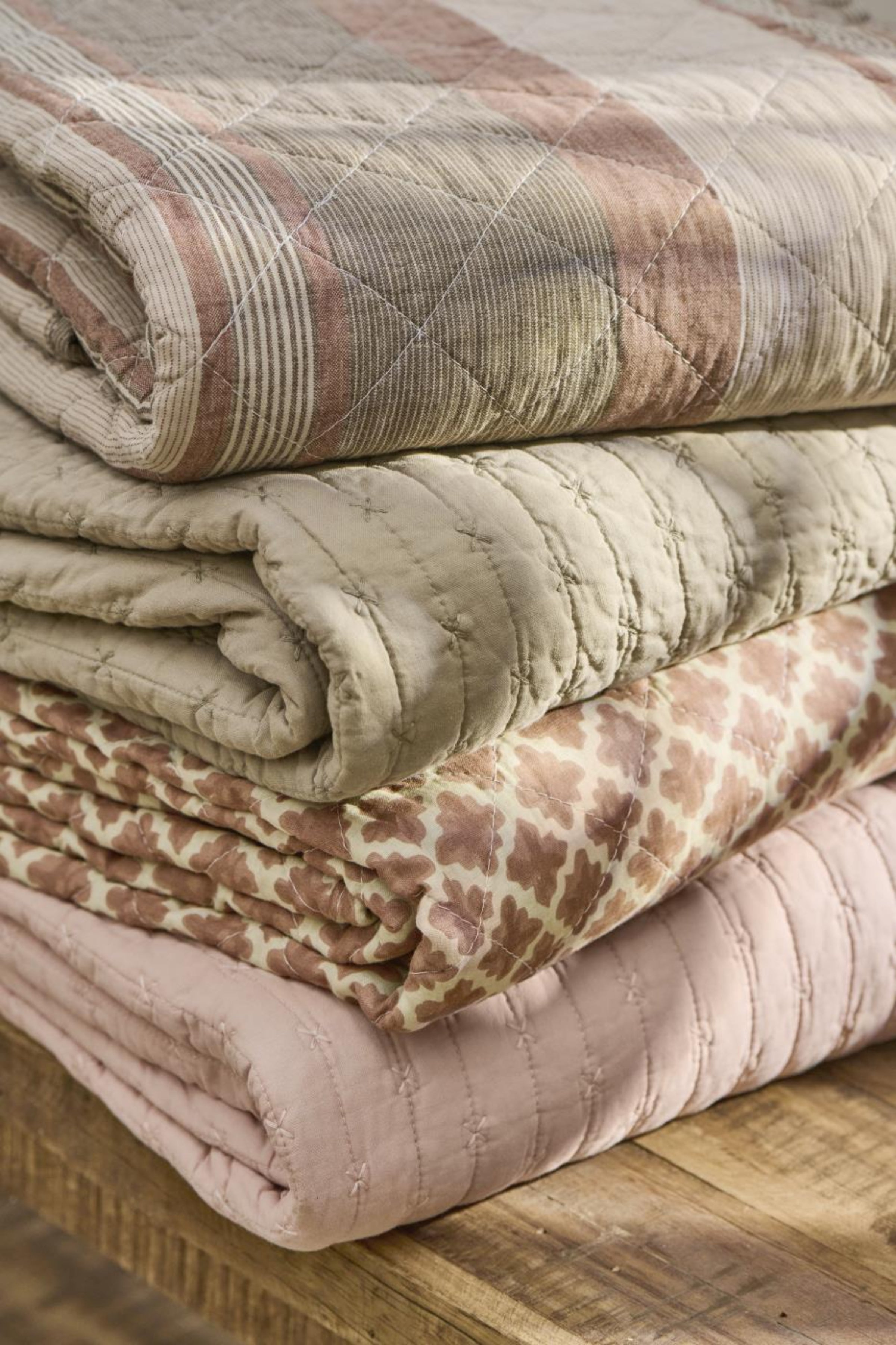 IB Laursen Quilt braun beige rost gestreift