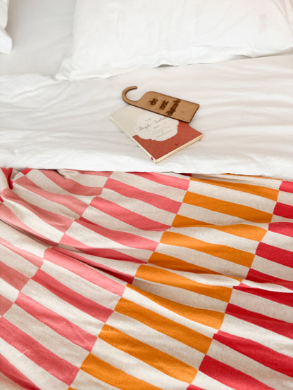 Funky Doris Wolldecke Mojo red rosa