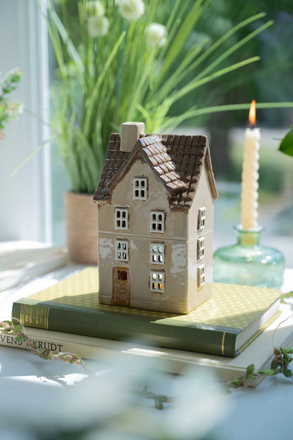 Det Gamle Apotek Keramikhaus beige braun