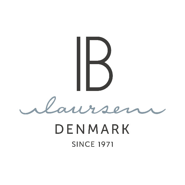 IB Laursen Kerzenhalter Blume gewellter Teller