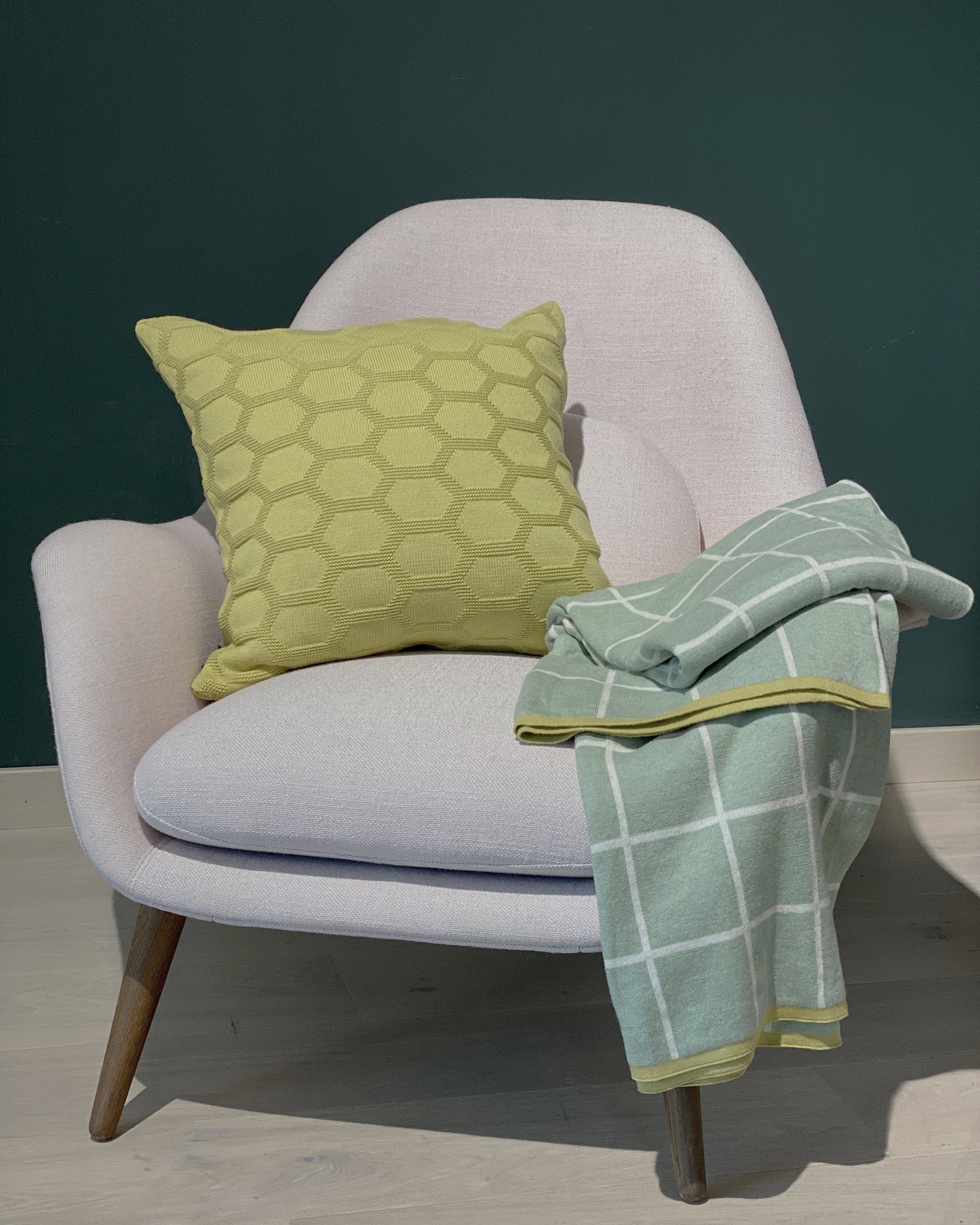 Funky Doris Wolldecke Todden green