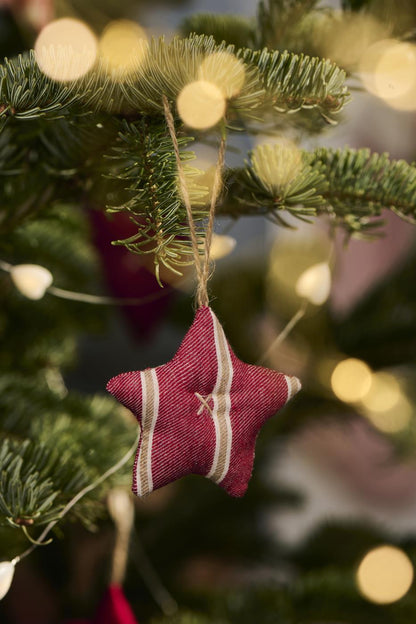 IB Laursen Sterne aus Stoff zum hängen rot weiß