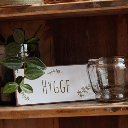 IB Laursen Metallschild Hygge grün weiß