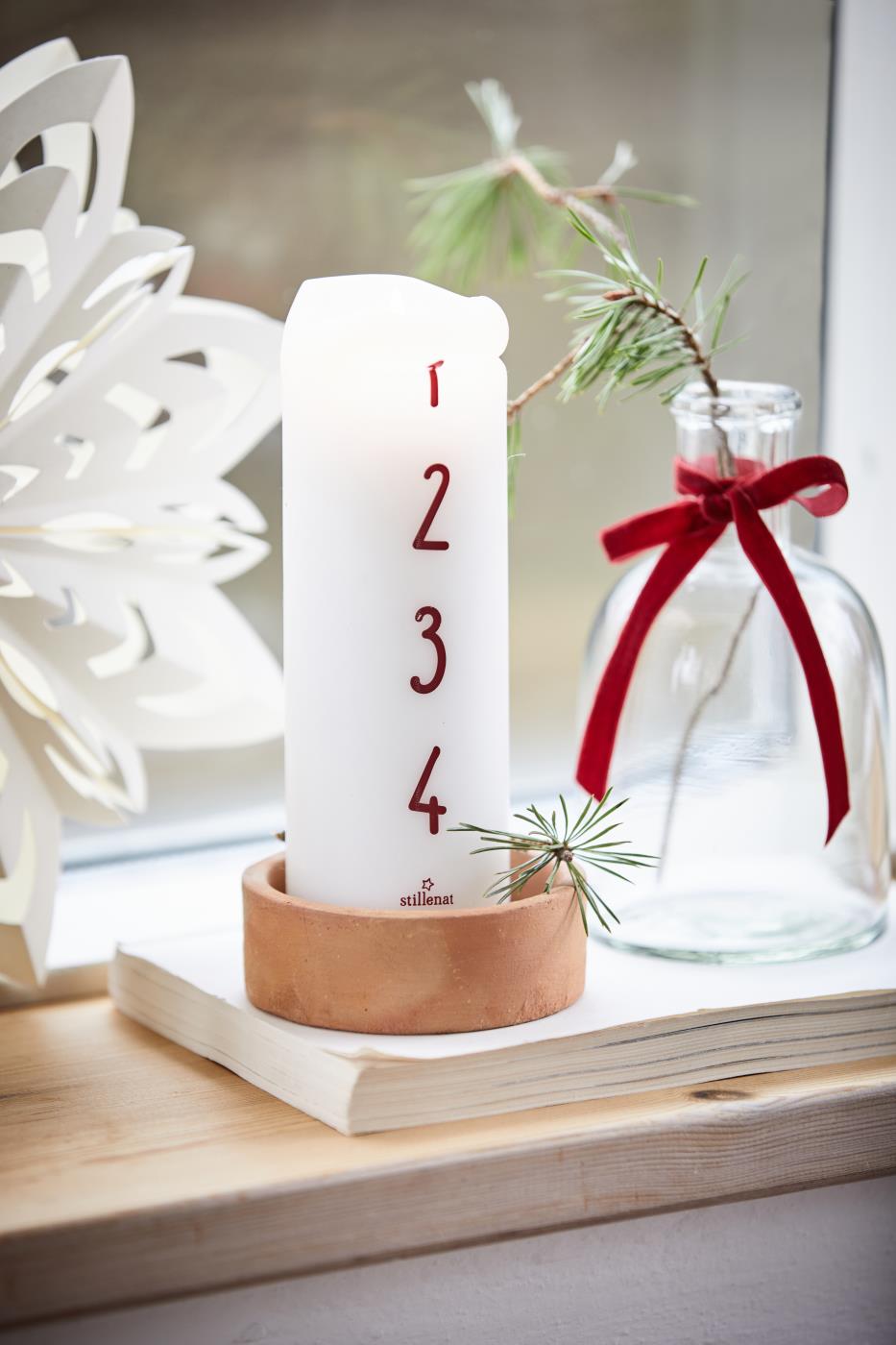 IB Laursen Zahlenkerze Advent 1- 4 weiß rot