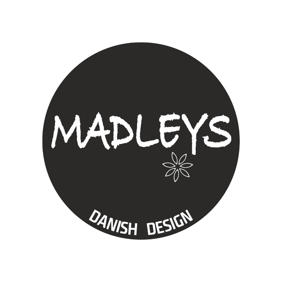 Madleys Herz aus Holzperlen Eukalyptusgrün